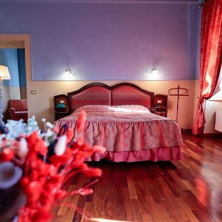 Hotel Corte Dei Tini Teramo Exteriör bild